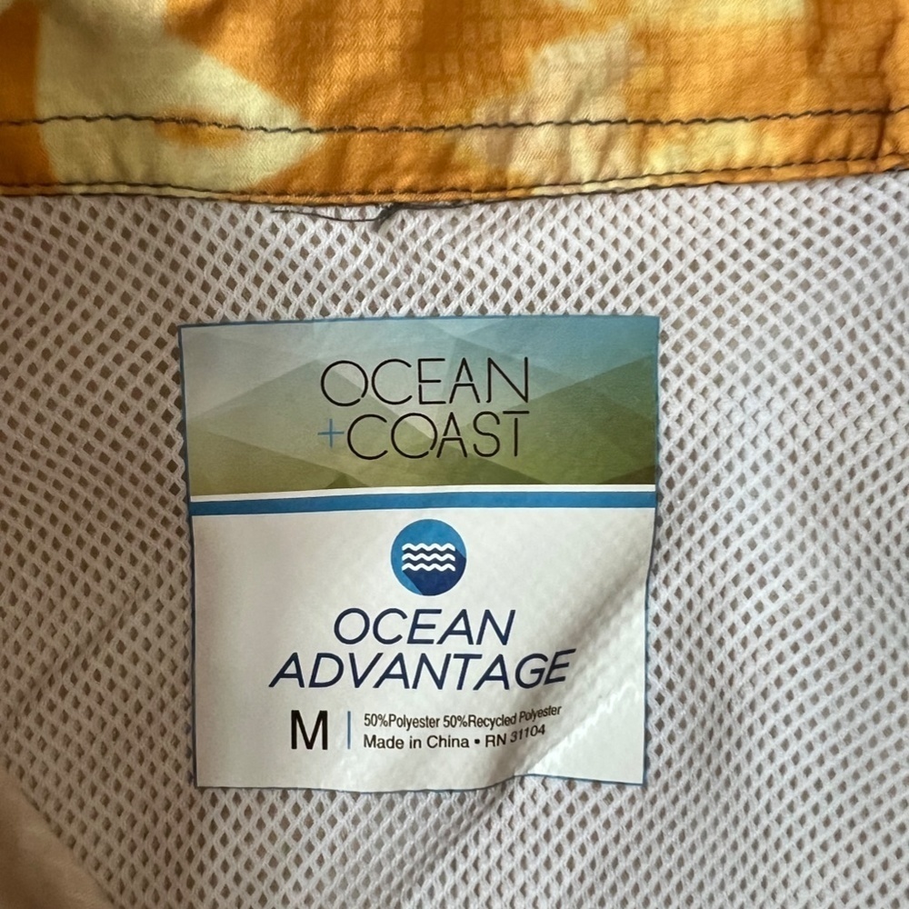 NWT Ocean+Coast Ocean Advantage Button Down Colorful Wave Fishing Shirt Men Sz M - Picture 5 of 13
